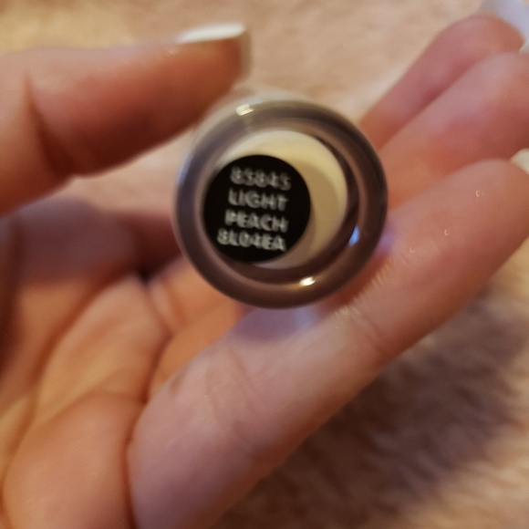 Elf camo concealer - Picture 2 of 2